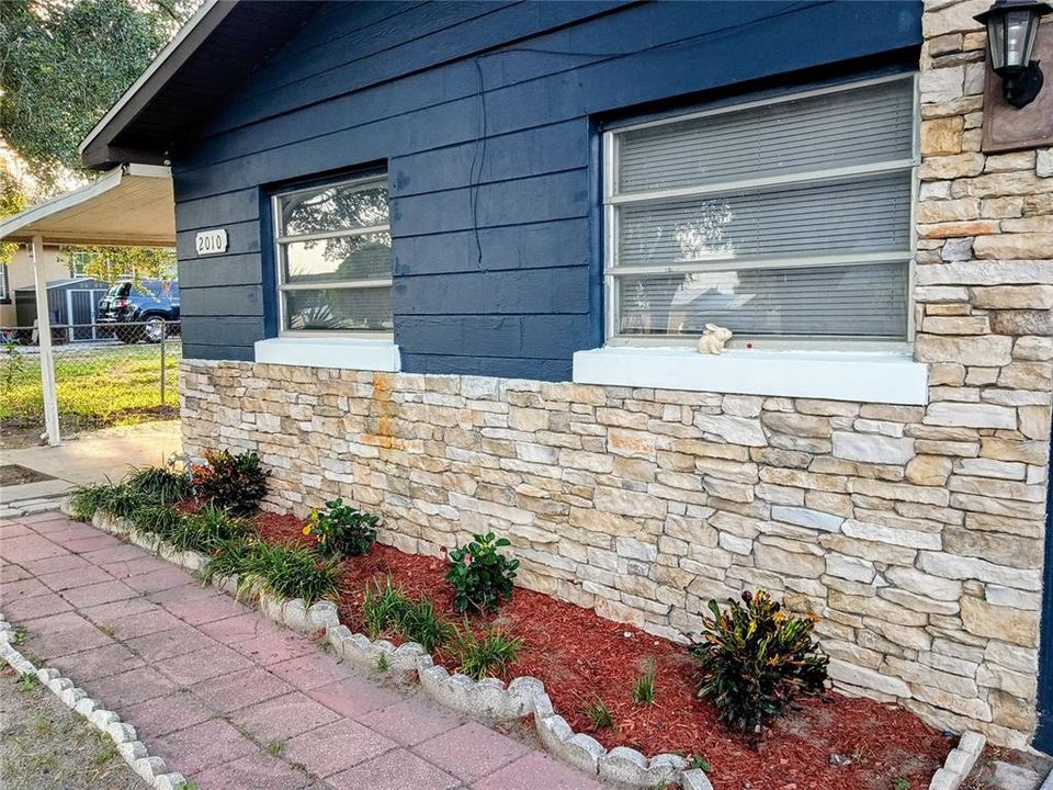 En Venta: $199,000 (3 camas, 1 baños, 864 Pies cuadrados)