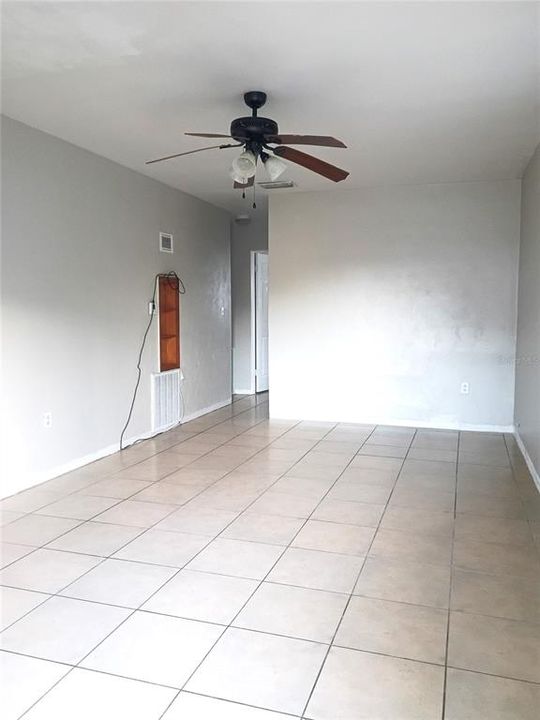 En Venta: $199,000 (3 camas, 1 baños, 864 Pies cuadrados)