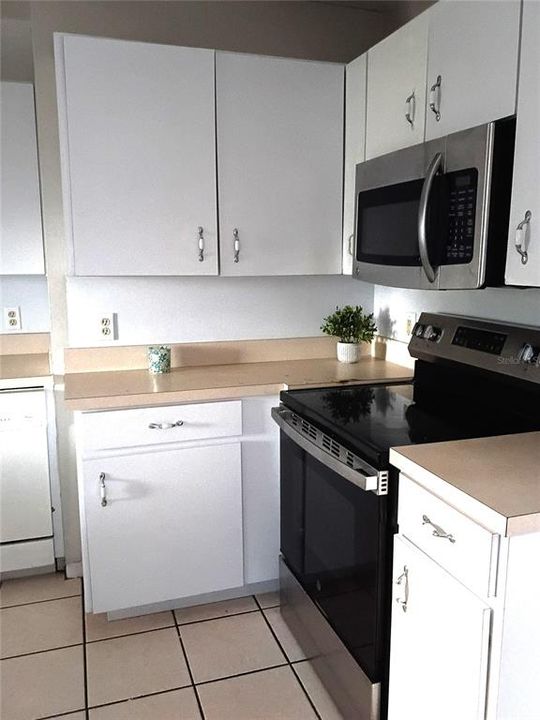 En Venta: $199,000 (3 camas, 1 baños, 864 Pies cuadrados)