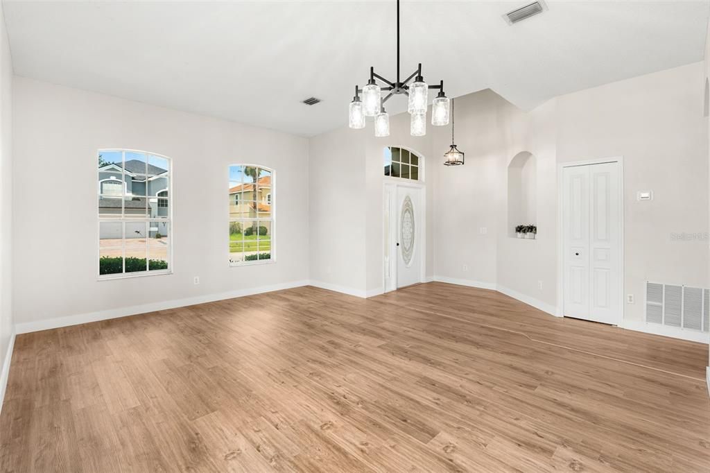 For Sale: $420,000 (4 beds, 2 baths, 1956 Square Feet)