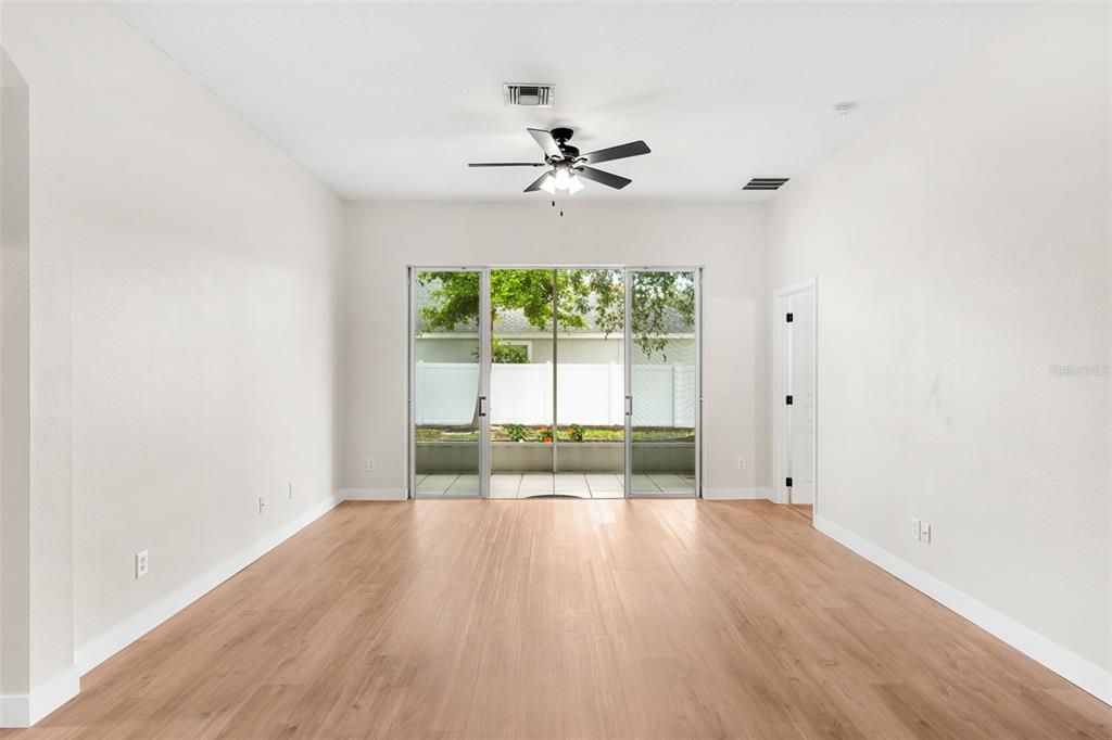 For Sale: $420,000 (4 beds, 2 baths, 1956 Square Feet)