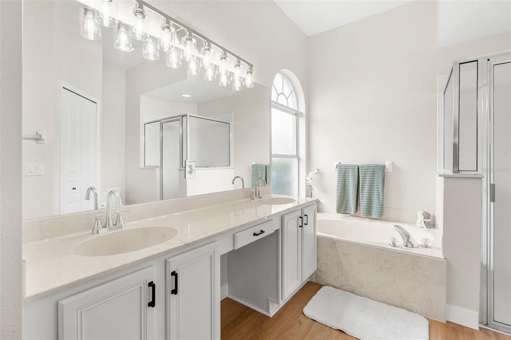 For Sale: $420,000 (4 beds, 2 baths, 1956 Square Feet)