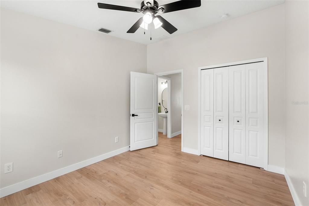 For Sale: $420,000 (4 beds, 2 baths, 1956 Square Feet)