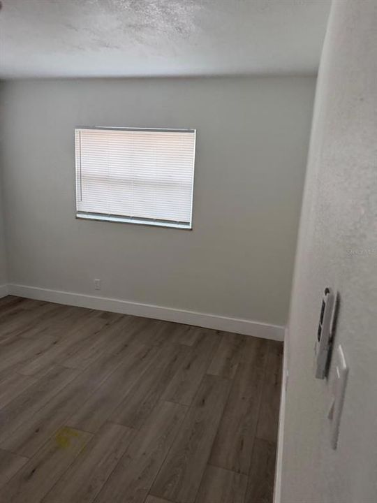 For Sale: $460,000 (6 beds, 3 baths, 1824 Square Feet)