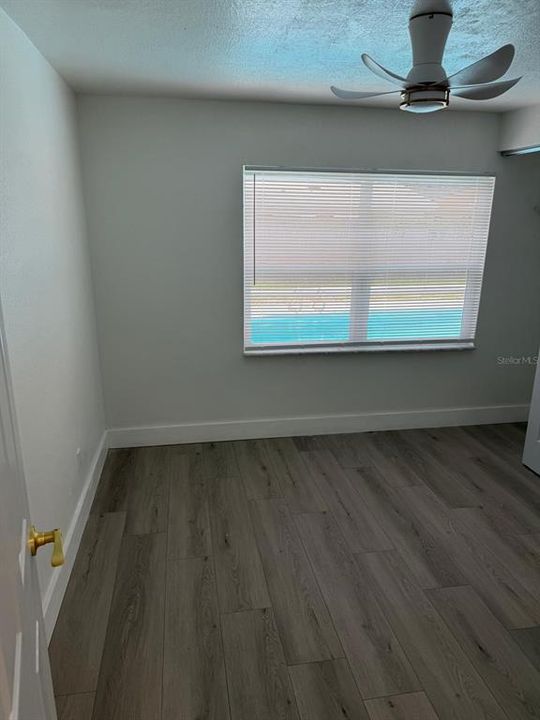For Sale: $460,000 (6 beds, 3 baths, 1824 Square Feet)