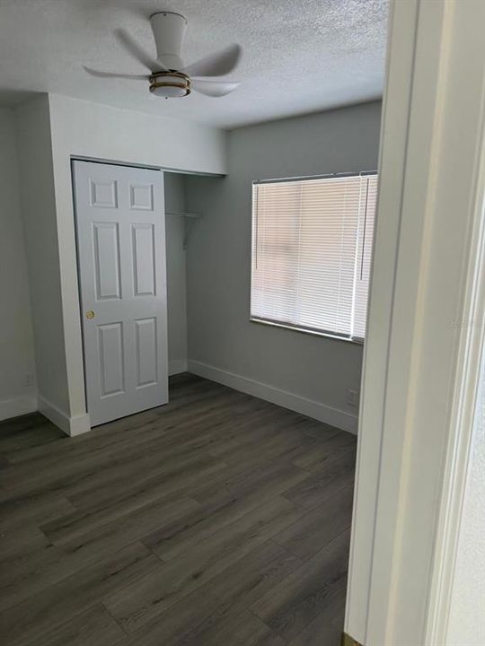 For Sale: $460,000 (6 beds, 3 baths, 1824 Square Feet)