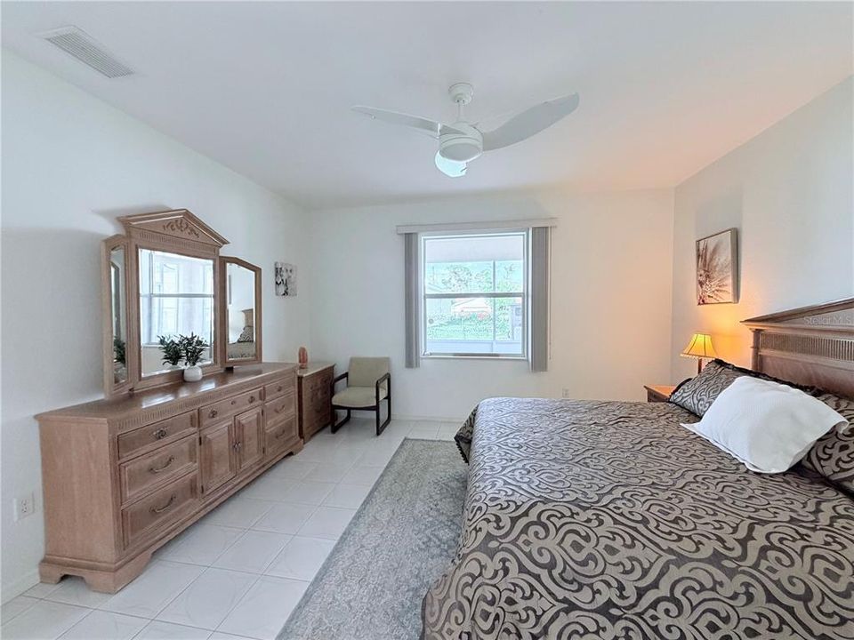 For Sale: $339,900 (3 beds, 2 baths, 1627 Square Feet)