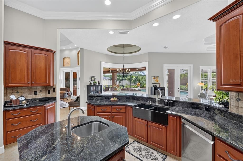 For Sale: $1,100,000 (3 beds, 3 baths, 3185 Square Feet)