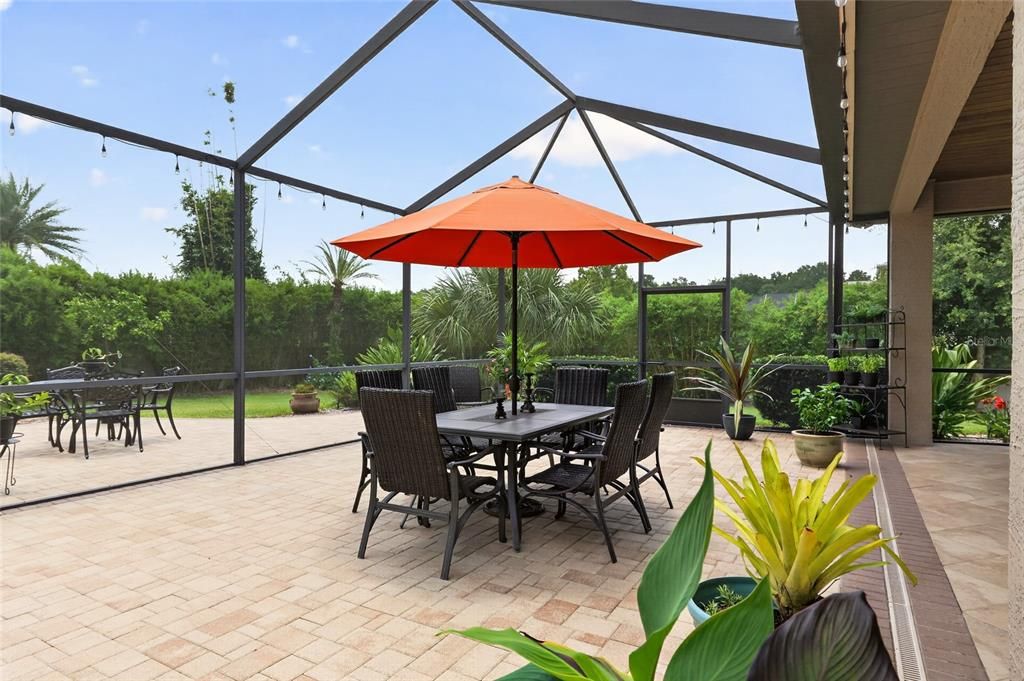 For Sale: $1,100,000 (3 beds, 3 baths, 3185 Square Feet)