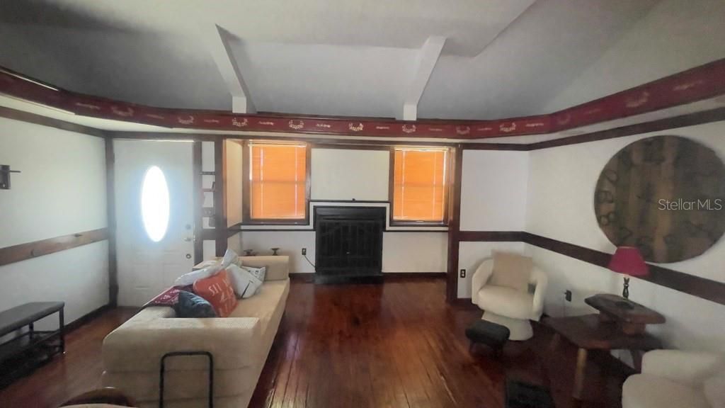 На продажу: $189,000 (3 спален, 2 ванн, 982 Квадратных фут)