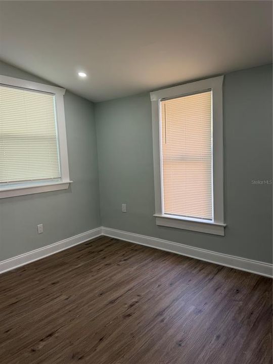En Venta: $289,000 (2 camas, 2 baños, 819 Pies cuadrados)