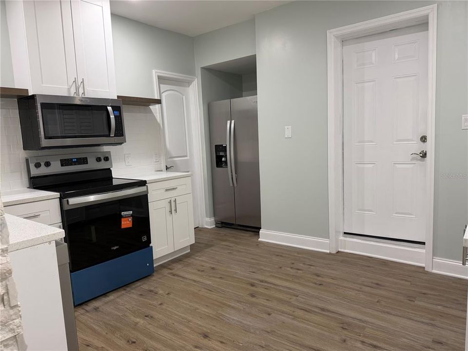 En Venta: $289,000 (2 camas, 2 baños, 819 Pies cuadrados)