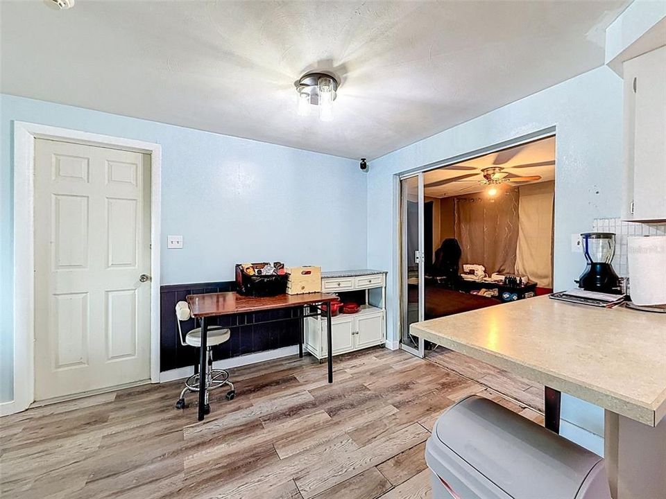 En Venta: $225,000 (3 camas, 1 baños, 1047 Pies cuadrados)