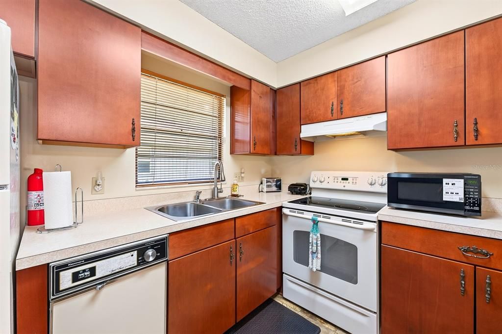 En Venta: $185,000 (2 camas, 2 baños, 1120 Pies cuadrados)