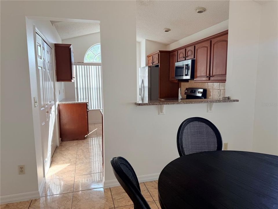 For Rent: $2,500 (4 beds, 2 baths, 1520 Square Feet)