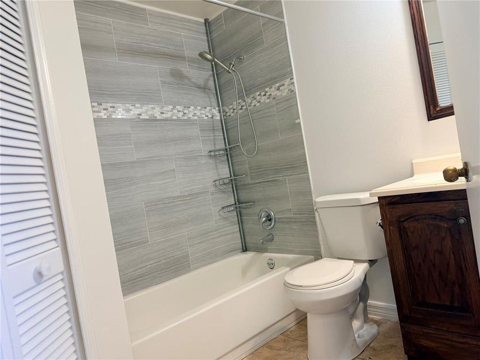For Rent: $2,500 (4 beds, 2 baths, 1520 Square Feet)