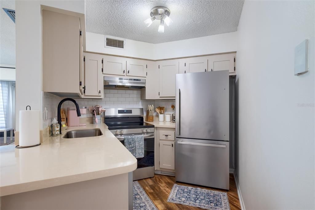En Venta: $190,000 (2 camas, 2 baños, 820 Pies cuadrados)