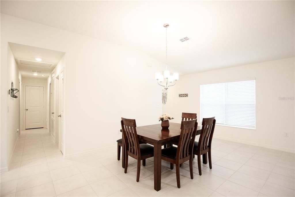 For Sale: $329,000 (3 beds, 2 baths, 1491 Square Feet)