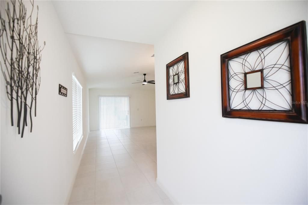 For Sale: $329,000 (3 beds, 2 baths, 1491 Square Feet)