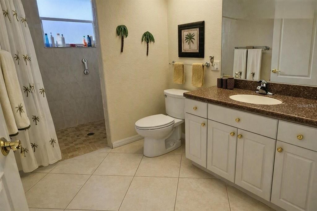 For Sale: $449,997 (3 beds, 3 baths, 2498 Square Feet)