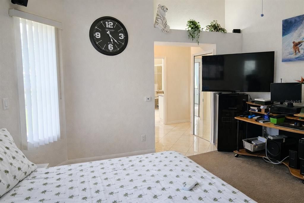 For Sale: $449,997 (3 beds, 3 baths, 2498 Square Feet)