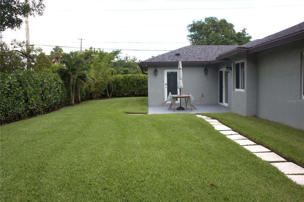 For Sale: $765,000 (4 beds, 3 baths, 1797 Square Feet)