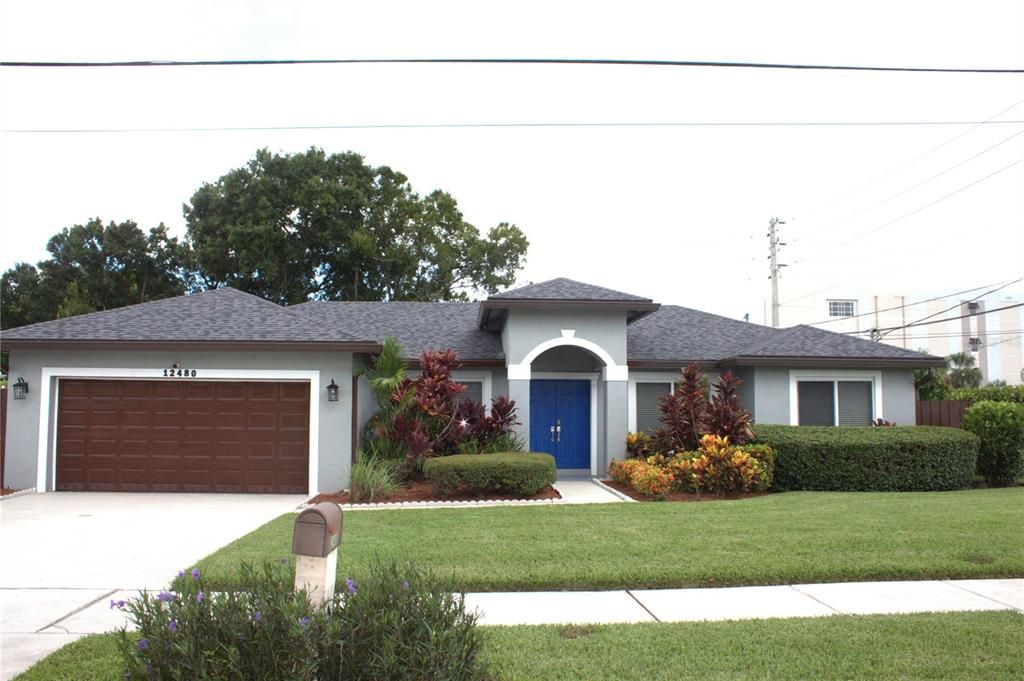 For Sale: $765,000 (4 beds, 3 baths, 1797 Square Feet)