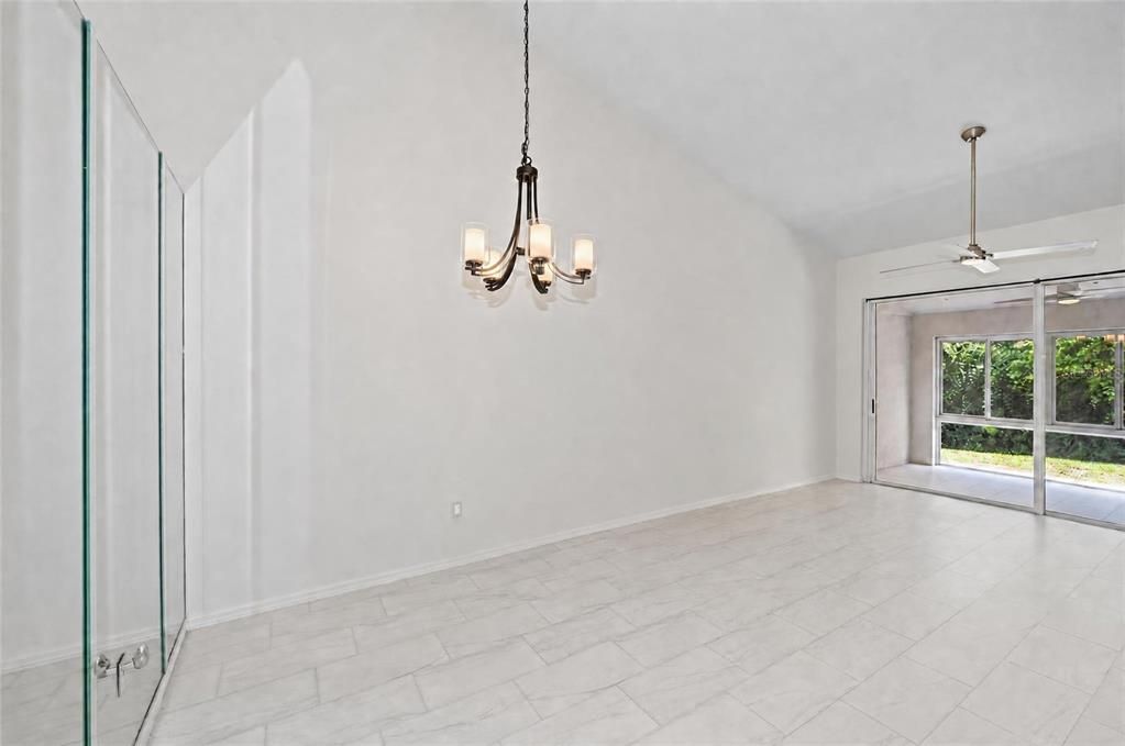 For Rent: $2,100 (2 beds, 2 baths, 1090 Square Feet)