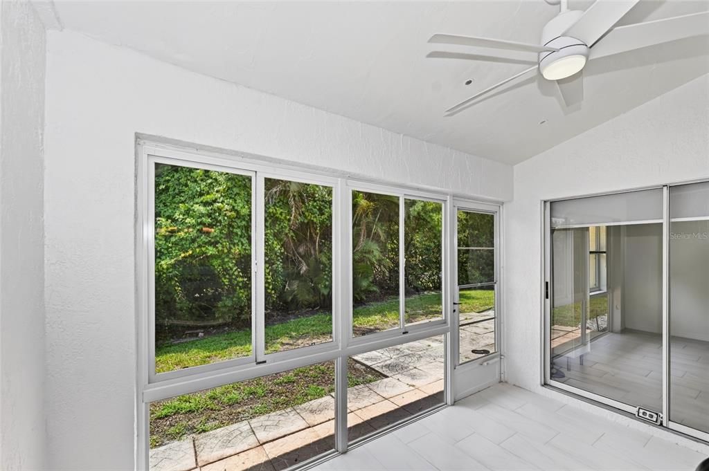 For Rent: $2,100 (2 beds, 2 baths, 1090 Square Feet)