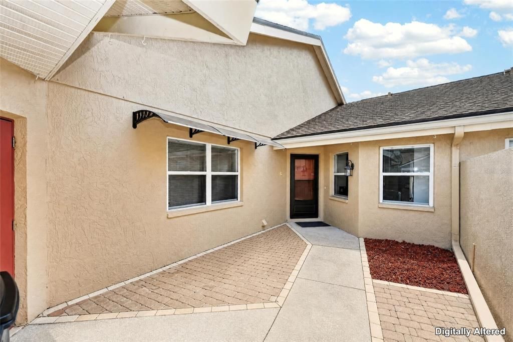 For Rent: $2,100 (2 beds, 2 baths, 1090 Square Feet)