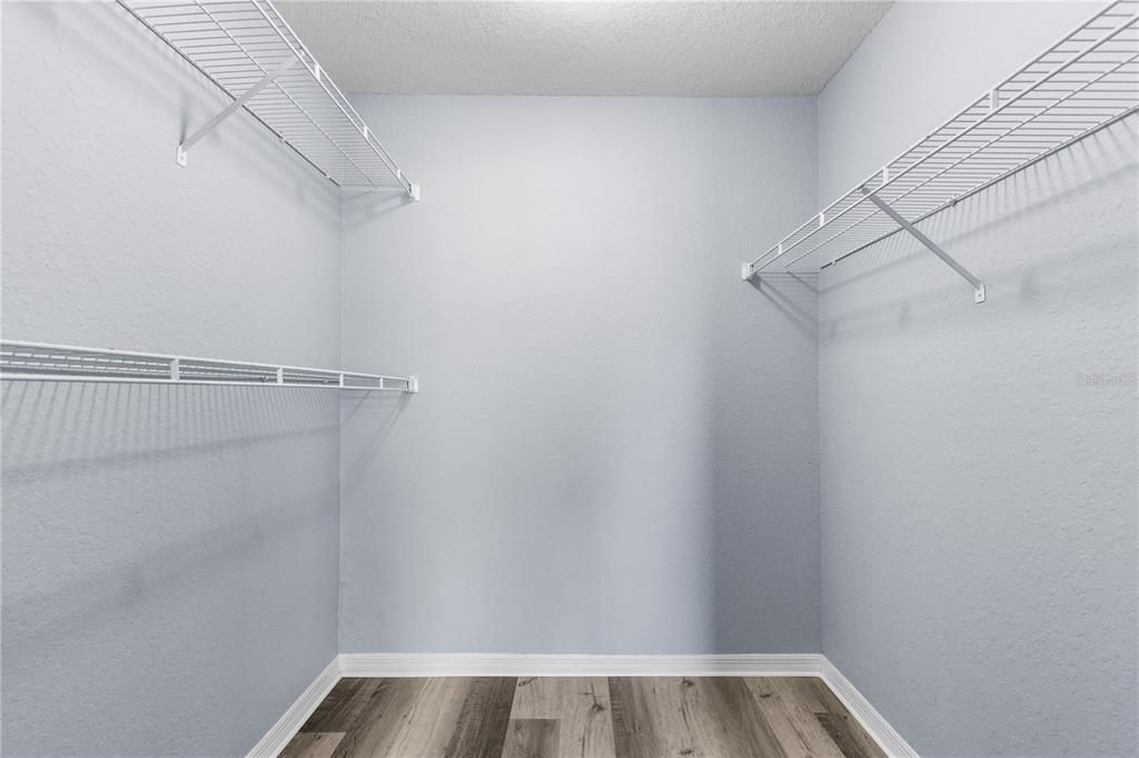 For Sale: $237,990 (3 beds, 2 baths, 1193 Square Feet)