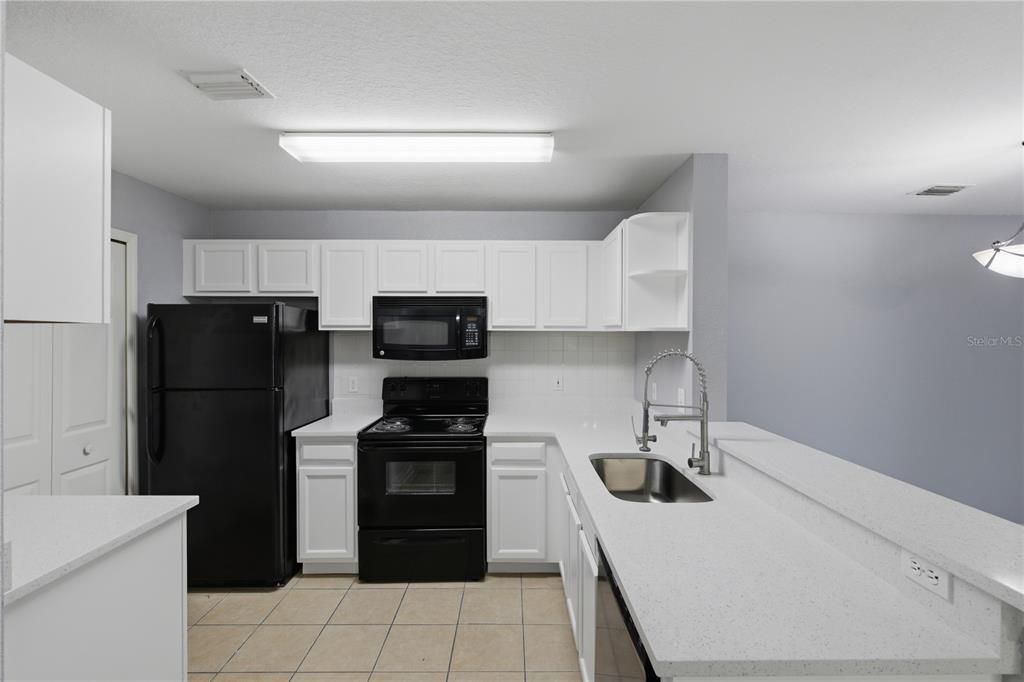 For Sale: $237,990 (3 beds, 2 baths, 1193 Square Feet)