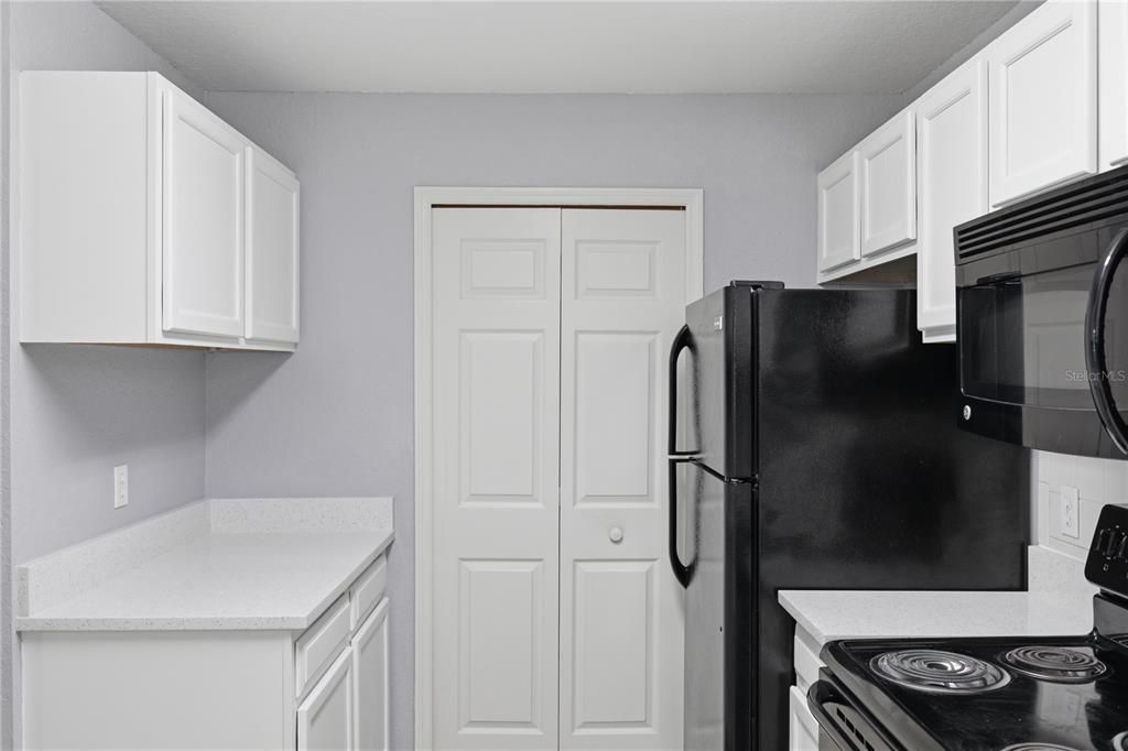 For Sale: $237,990 (3 beds, 2 baths, 1193 Square Feet)