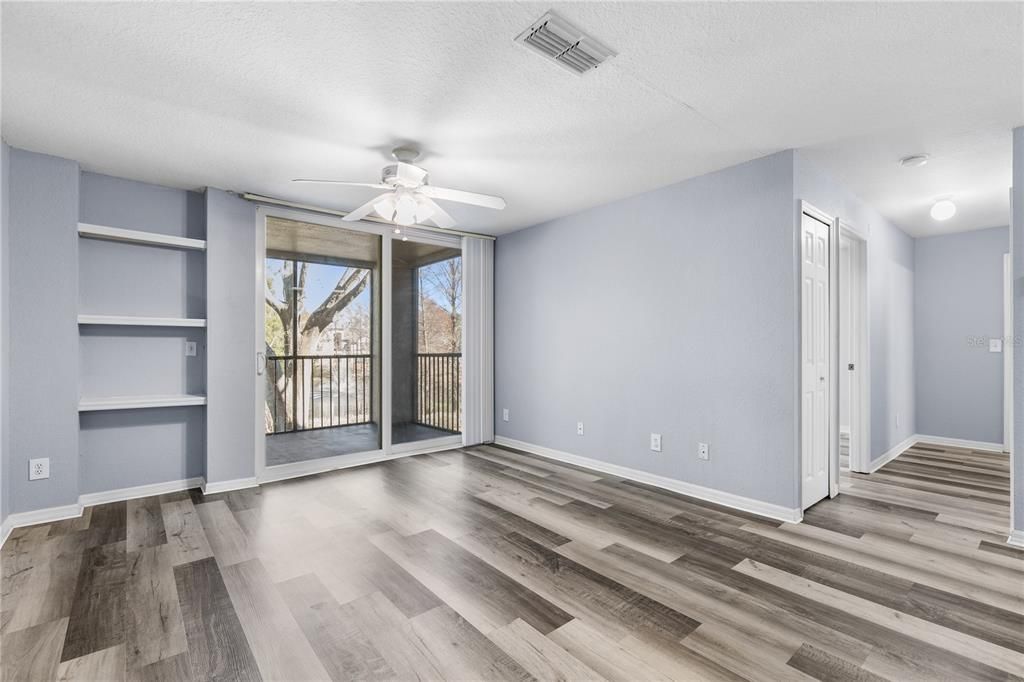 For Sale: $237,990 (3 beds, 2 baths, 1193 Square Feet)