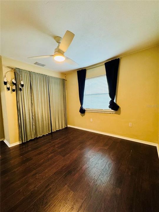 В аренду: $2,950 (3 спален, 2 ванн, 1378 Квадратных фут)