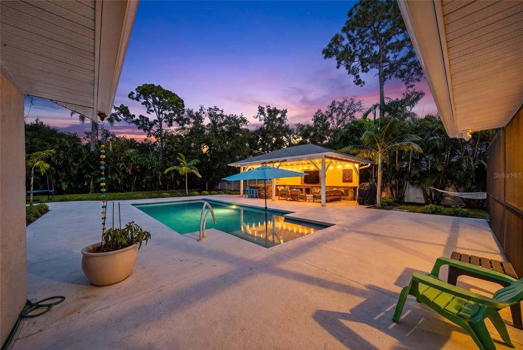 For Sale: $769,500 (3 beds, 2 baths, 2153 Square Feet)