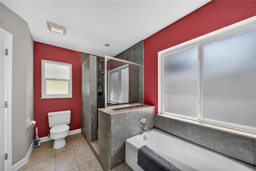 For Sale: $769,500 (3 beds, 2 baths, 2153 Square Feet)