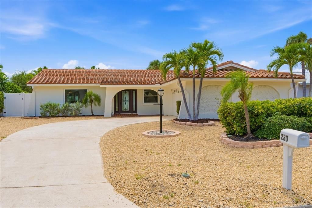 En Venta: $812,000 (3 camas, 2 baños, 1590 Pies cuadrados)
