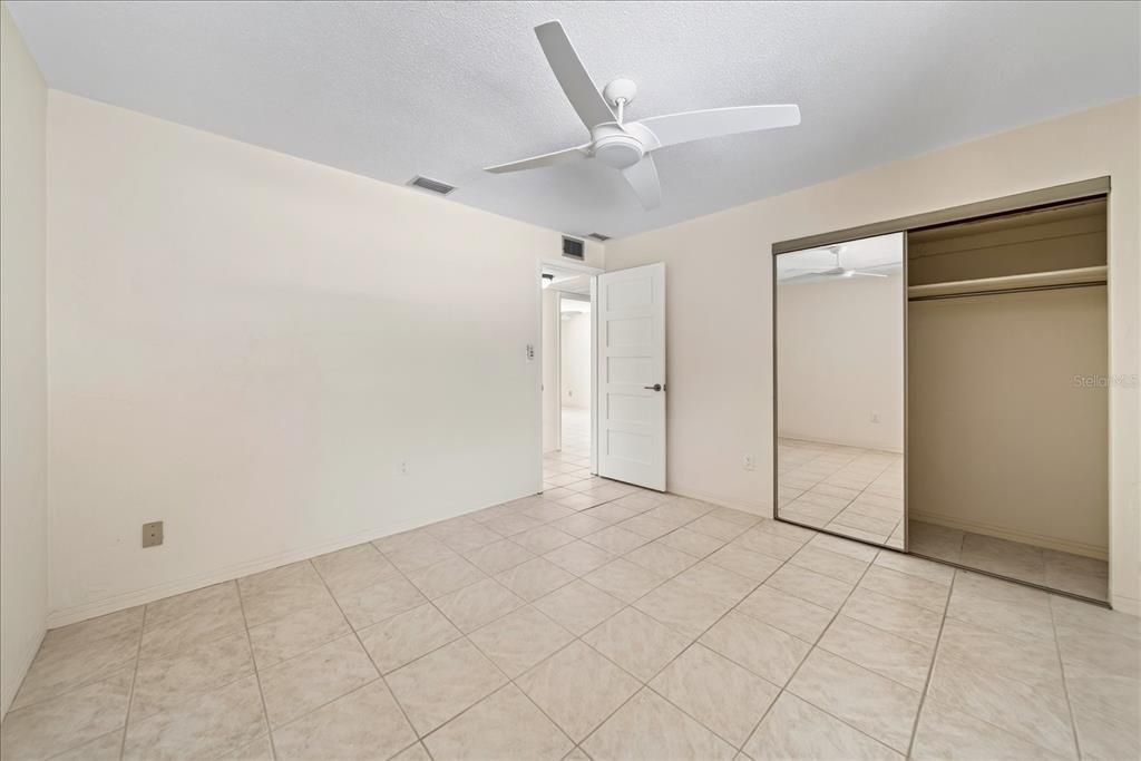 En Venta: $812,000 (3 camas, 2 baños, 1590 Pies cuadrados)