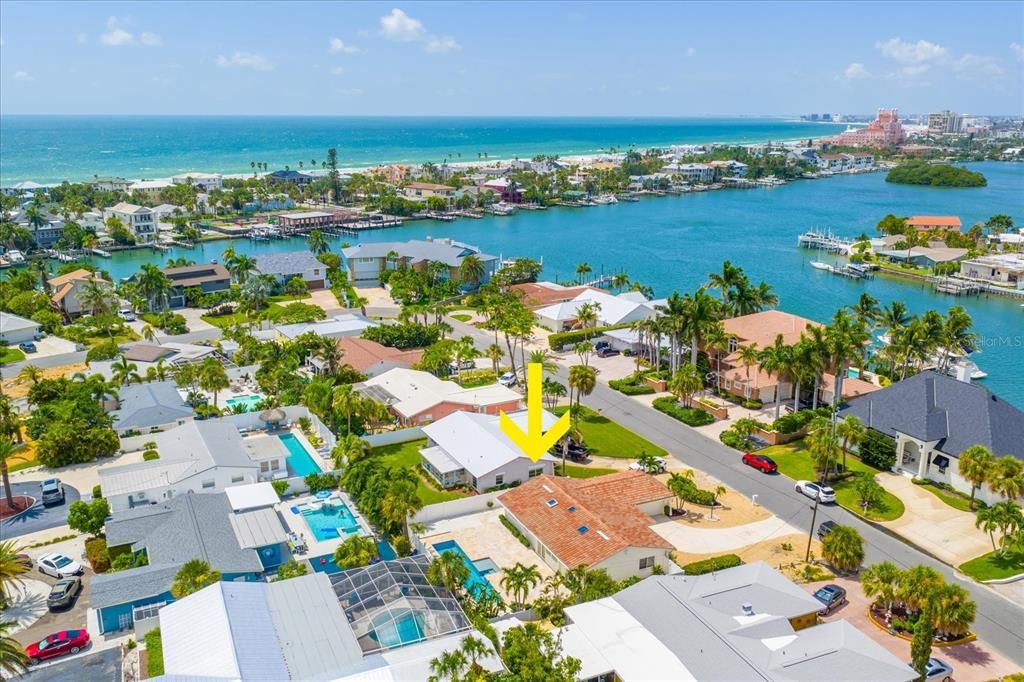En Venta: $812,000 (3 camas, 2 baños, 1590 Pies cuadrados)