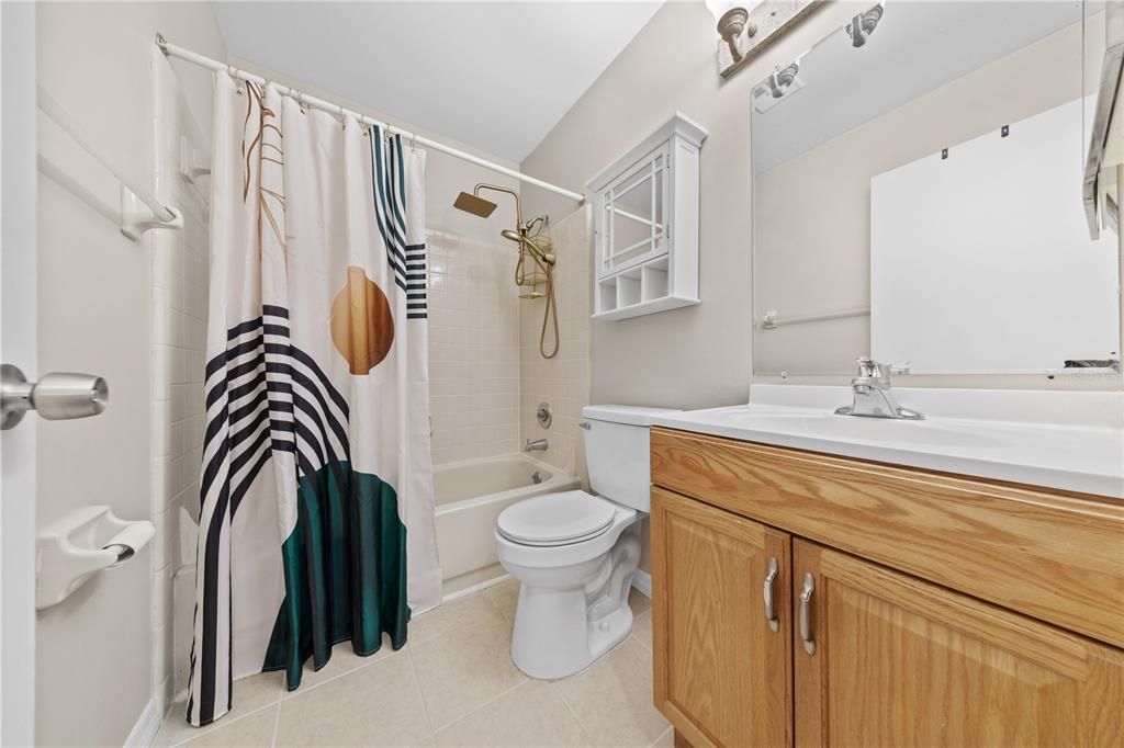 For Rent: $2,150 (3 beds, 2 baths, 1344 Square Feet)