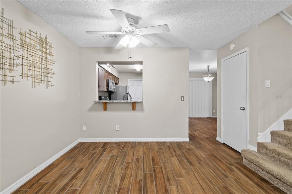 For Rent: $2,150 (3 beds, 2 baths, 1344 Square Feet)