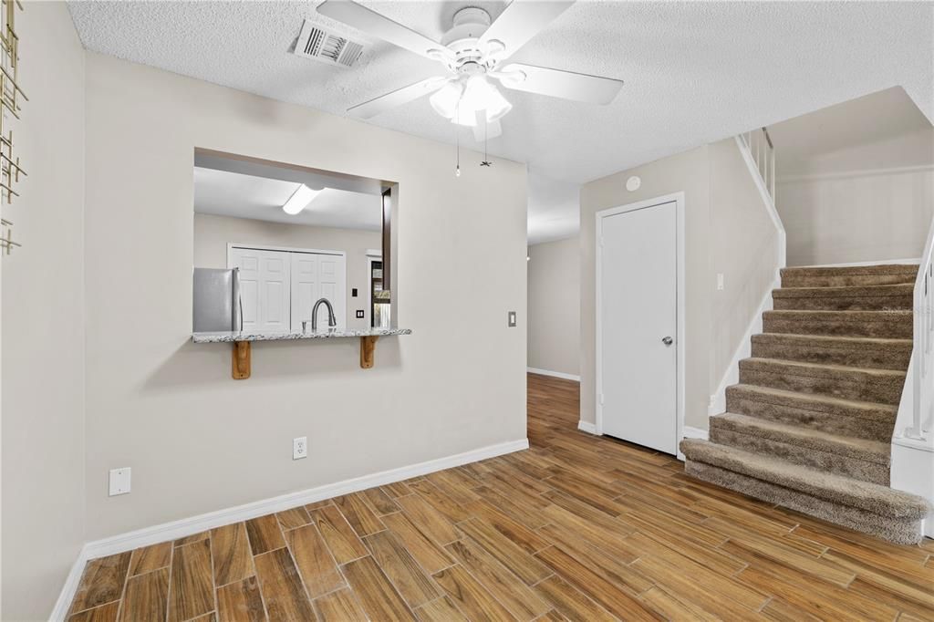 For Rent: $2,150 (3 beds, 2 baths, 1344 Square Feet)