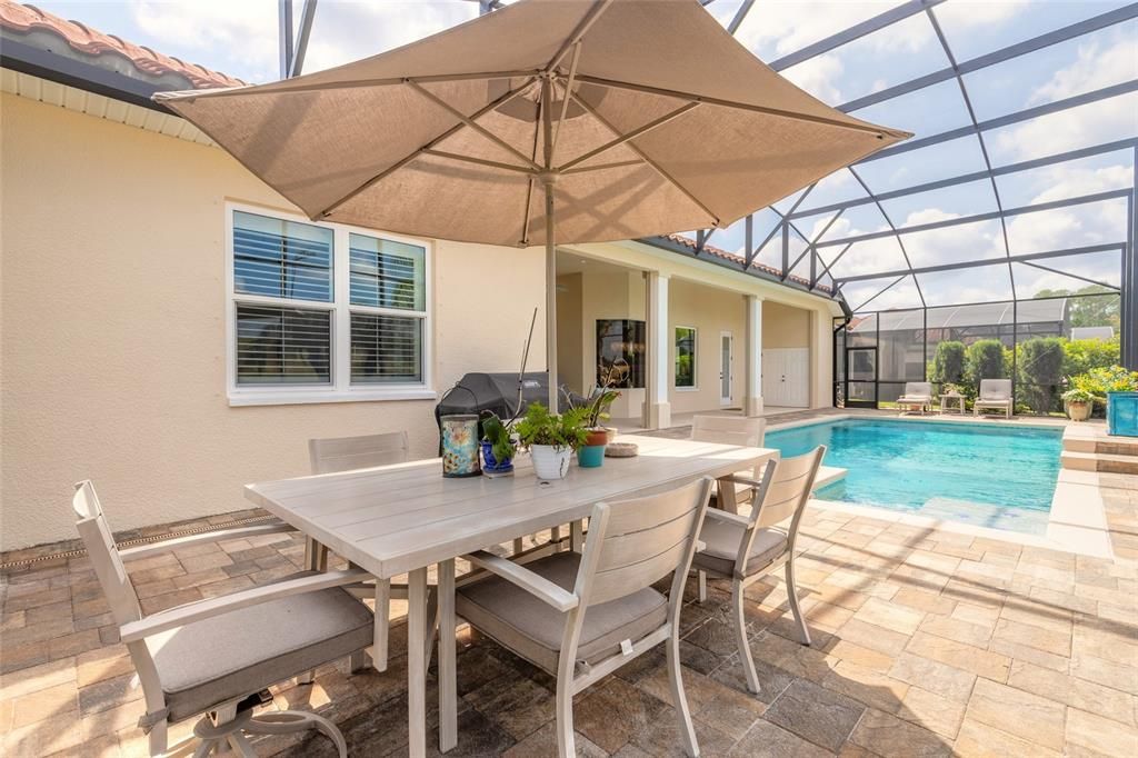 En Venta: $1,099,000 (3 camas, 3 baños, 2866 Pies cuadrados)