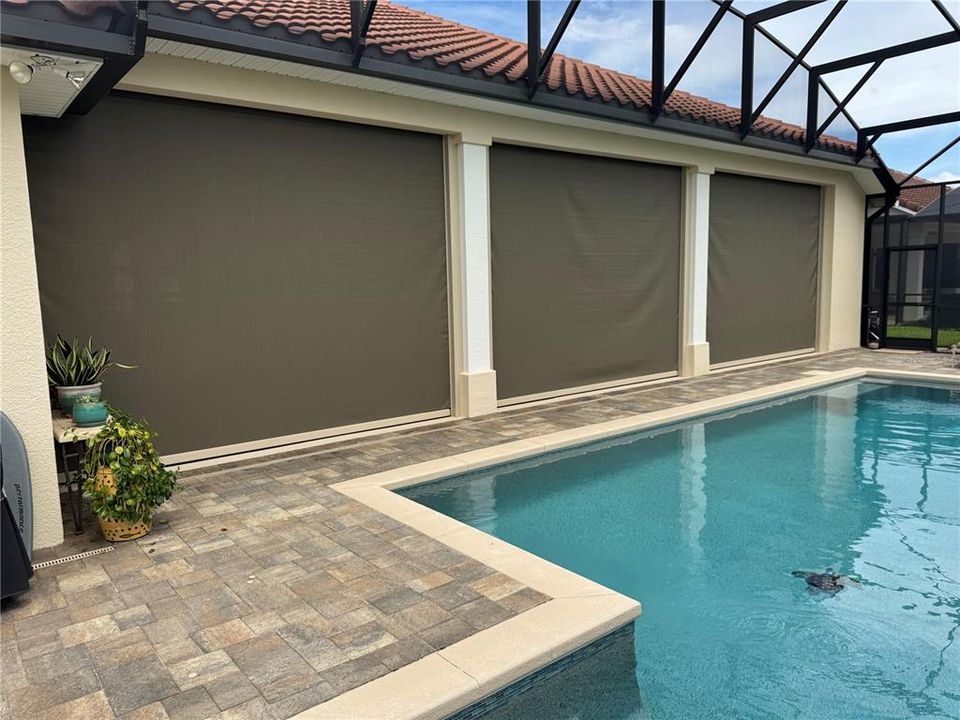 En Venta: $1,099,000 (3 camas, 3 baños, 2866 Pies cuadrados)