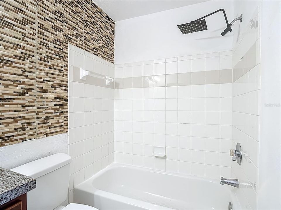 В аренду: $1,700 (3 спален, 2 ванн, 1325 Квадратных фут)