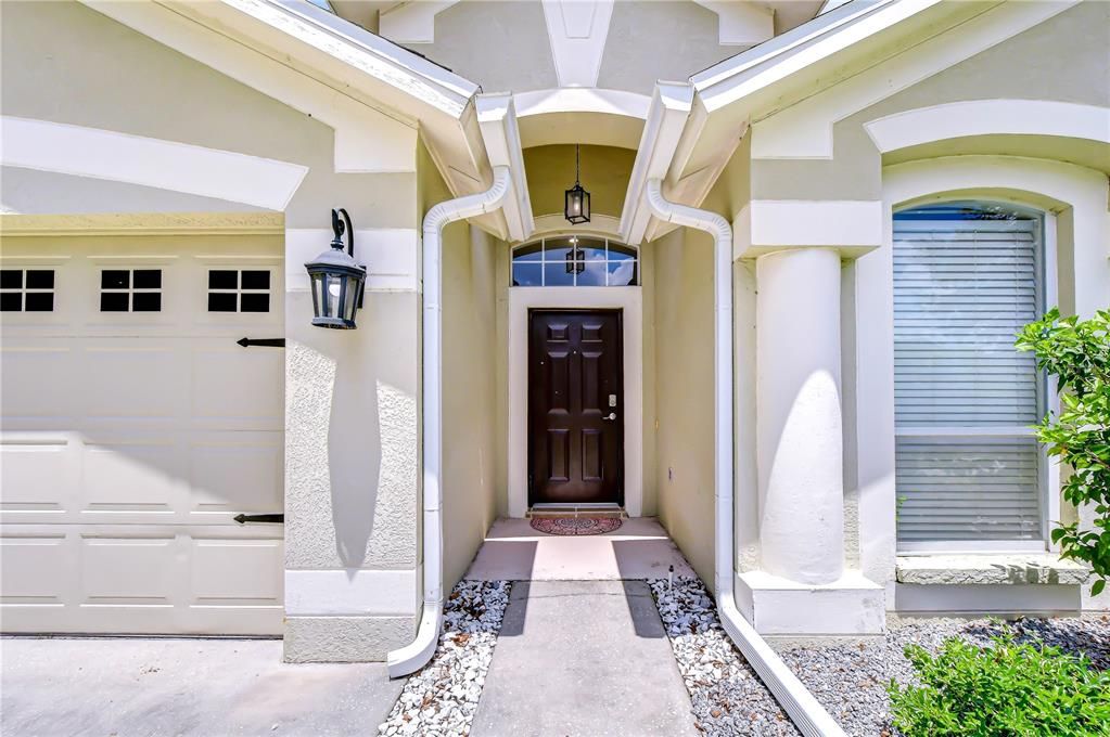 En Venta: $480,000 (4 camas, 2 baños, 2108 Pies cuadrados)