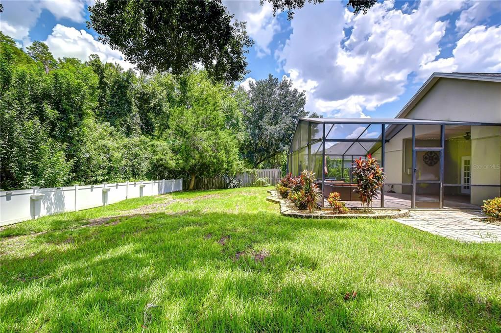 En Venta: $480,000 (4 camas, 2 baños, 2108 Pies cuadrados)
