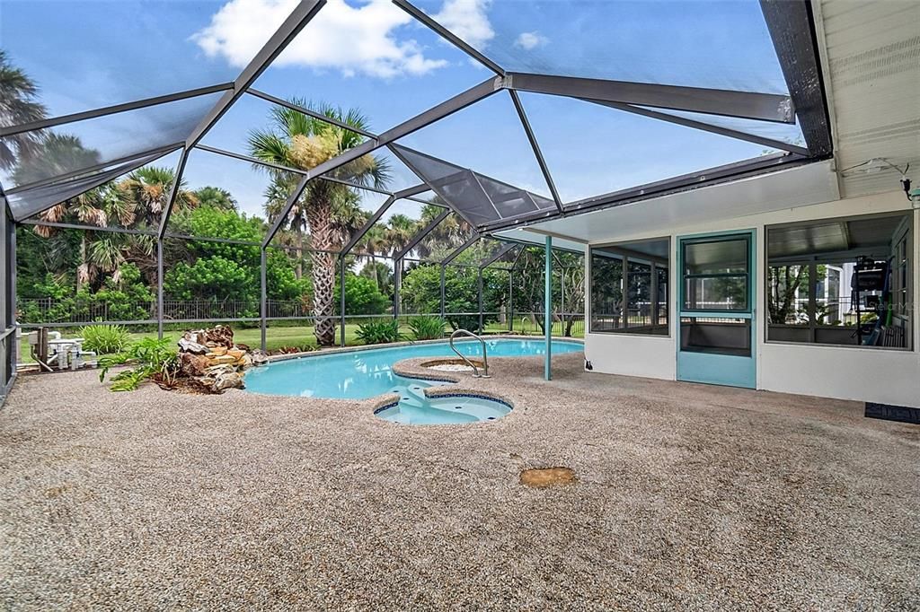 For Sale: $485,000 (3 beds, 2 baths, 1488 Square Feet)