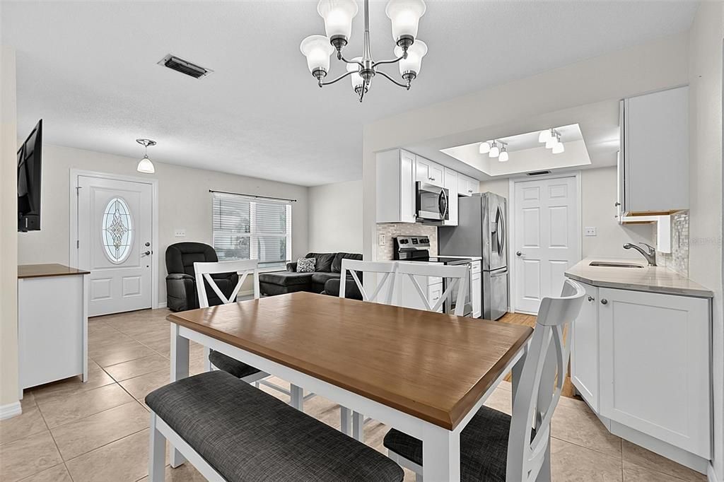 For Sale: $485,000 (3 beds, 2 baths, 1488 Square Feet)